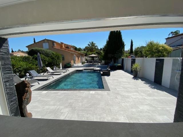 La Desiree'Ade Villa Roquebrune-sur-Argens Exterior foto